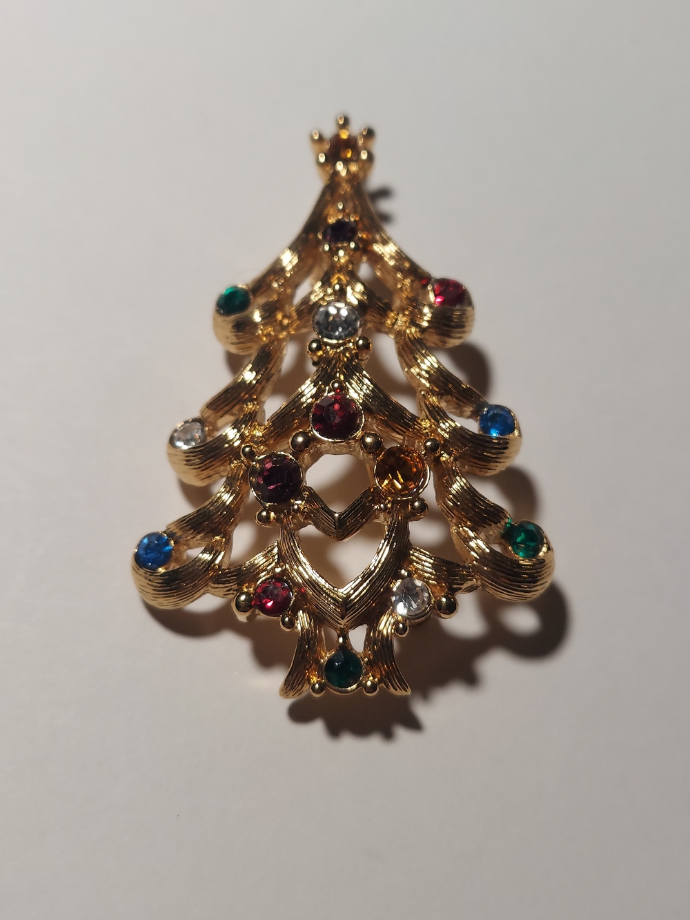 Vintage Monet Signed Christmas Tree Brooch Gold Tone Multicolor Rhinestone Pin